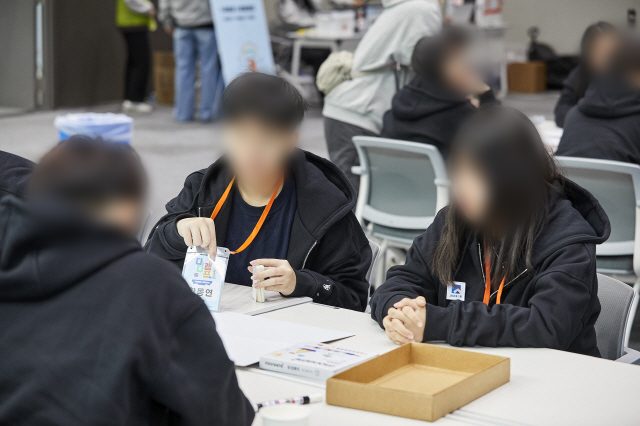 신입사원 대상 문제해결 역량 강화 게이미피케이션 강의 기획 가치교육컨설팅 현장 사진