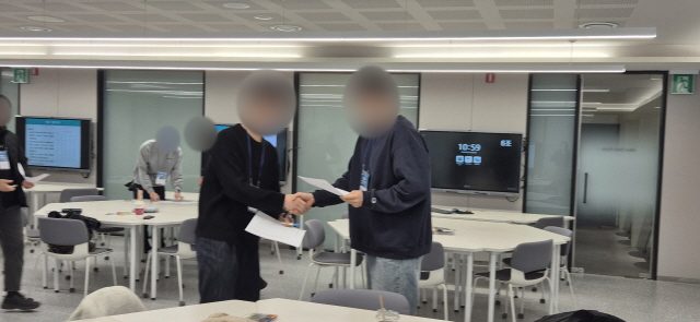 신규 입문교육에 적용하는 문제해결 역량 강화 팀빌딩 워크숍 설계 가치교육컨설팅 현장 사진