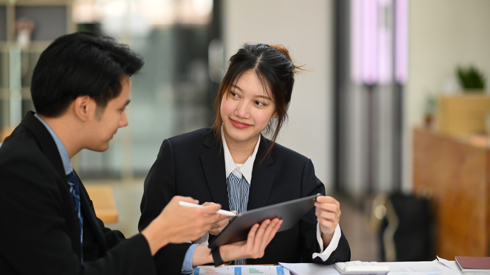 지역사회 활동가 직무 이해 향상 교육용 보드게임 제작 의뢰 기준 주제 관련 이미지