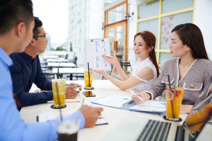 사회적경제 조직 갈등관리 역량 향상 교육용 보드게임 제작 의뢰 기준 주제 관련 이미지