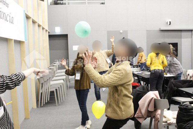 고객지원 조직 대상 갈등관리 역량 향상 게이미피케이션 강의 기획 가치교육컨설팅 현장 사진
