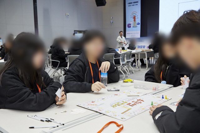 안전교육 대상자 대상 직무 이해 향상 게이미피케이션 강의 기획 가치교육컨설팅 현장 사진